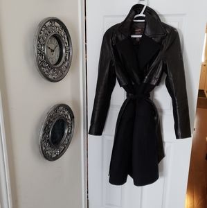 Danier Jackets & Coats - Beautiful Danier size small trench Danier Jackets & Coats - Beautiful Danier size small trench